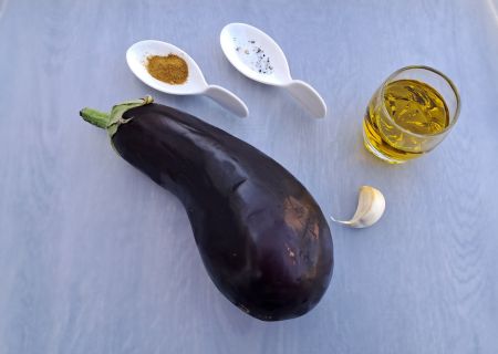 ingrédients recette apéritive le Caviar d’aubergine à l’airfryer